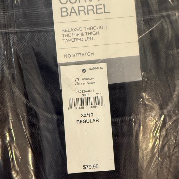 Gap Curvy High Rise Barrel Jeans in Black Wash 30 Regular NWT - Picture 7 of 7